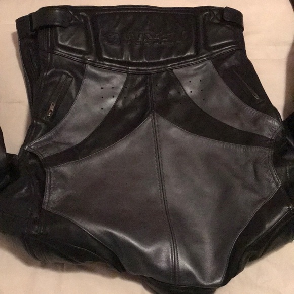 Motorcycle jacket - Picture 4 of 6